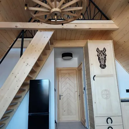 - Droga Do Walczakow 37a شقة *