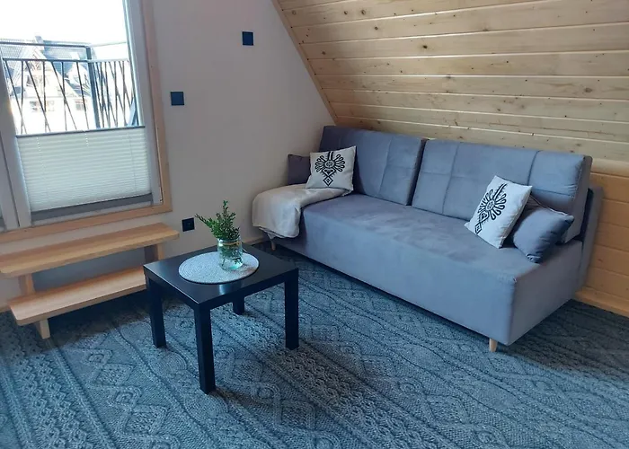 - Droga Do Walczakow 37a アパート