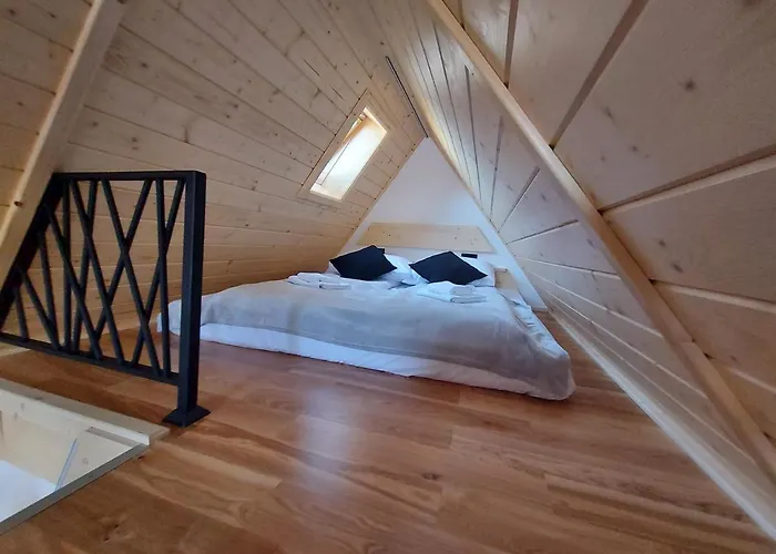 - Droga Do Walczakow 37a アパート *