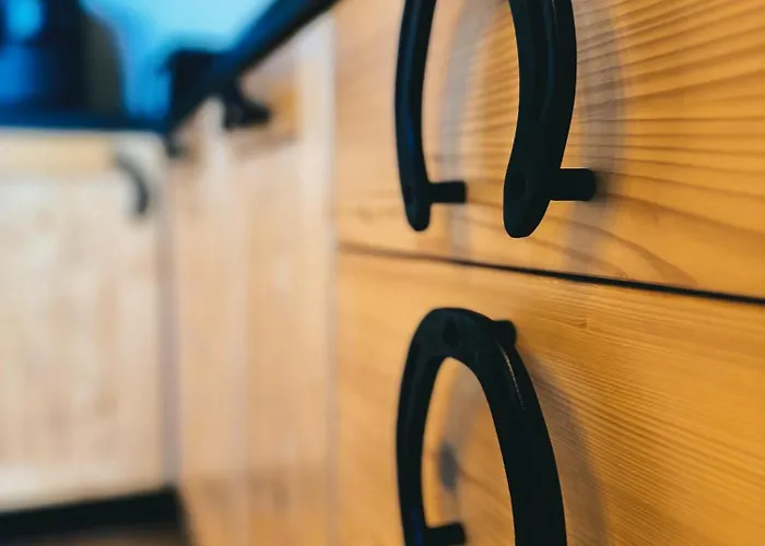 - Droga Do Walczakow 37a *